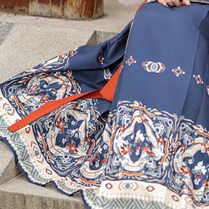 Ming Dynasty Dress Women's Mamian Skirt  Yijin 衣锦 Traditional Chinese Lunar New Year Clothes Hanfu Winter