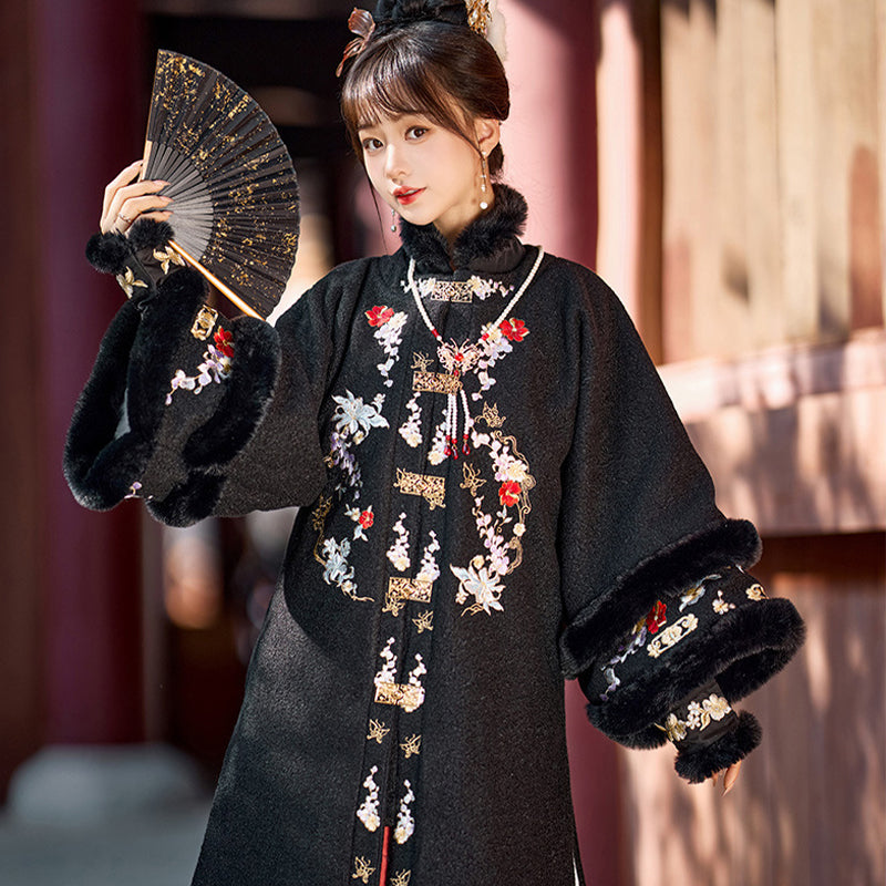 Ming Dynasty Dress Women's Mamian Skirt Xuyun 絮纭 Thicken Chinese Style Lunar New Year Clothes Winter