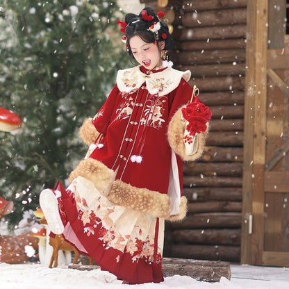 Ming Dynasty Girl's Mamian Skirt Linglu 灵鹿 Children's Traditional Clothing Chinese Lunar New Year Velvet Hanfu Suit