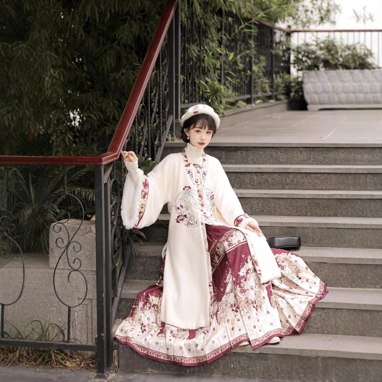 New Chinese Style Clothing Dongrihuarong 冬日花容 Women's Modern Hanfu Qing Dynasty Thicken Velvet  Autumn Winter