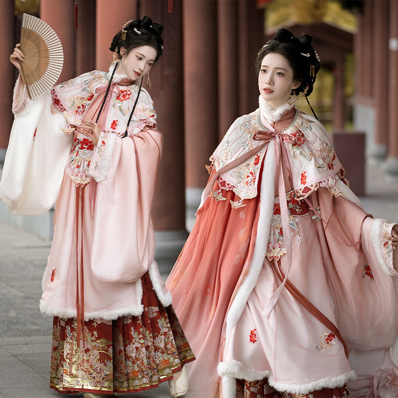 Ming Dynasty Mamian Clothing Zhiyuan 纸鸢 Women's Chinese Traditional Thicken Velvet Hanfu Autumn Winter