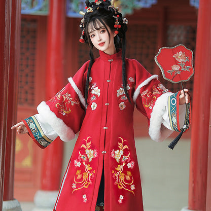 Ming Dynasty Clothing Yunjinyingcai 云锦映彩 Women's Chinese Traditional Thicken Velvet Hanfu Autumn Winter
