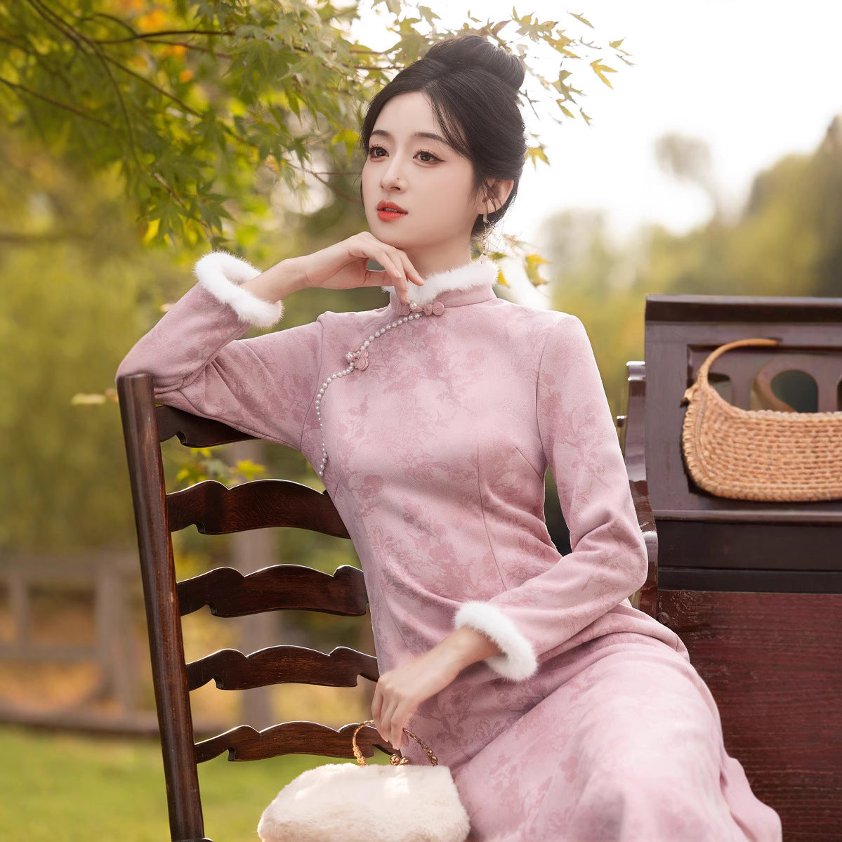 Chinese Modern Women's Qipao Dress Clothing Fanglanxiu 芳兰秀  Cheongsam Winter Thicken Velvet