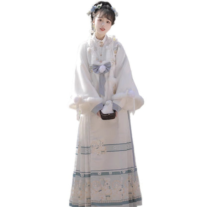 Ming Dynasty Mamian Clothing Youleyuan 游乐园 Women's Chinese Traditional Thicken Velvet Hanfu Autumn Winter