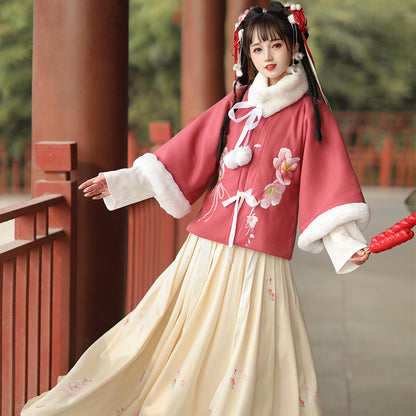 Ming Dynasty Clothing Huayu 花语 Women's Chinese Traditional Thicken Velvet Hanfu Autumn Winter