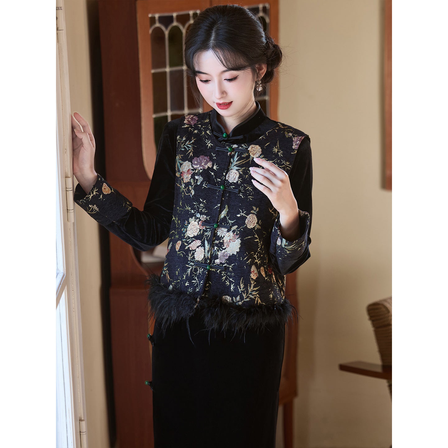 Women's Qipao Mobi 墨笔 Asian Thicken Dress Chinese Modern Hanfu Clothing Velvet Cheongsam Winter