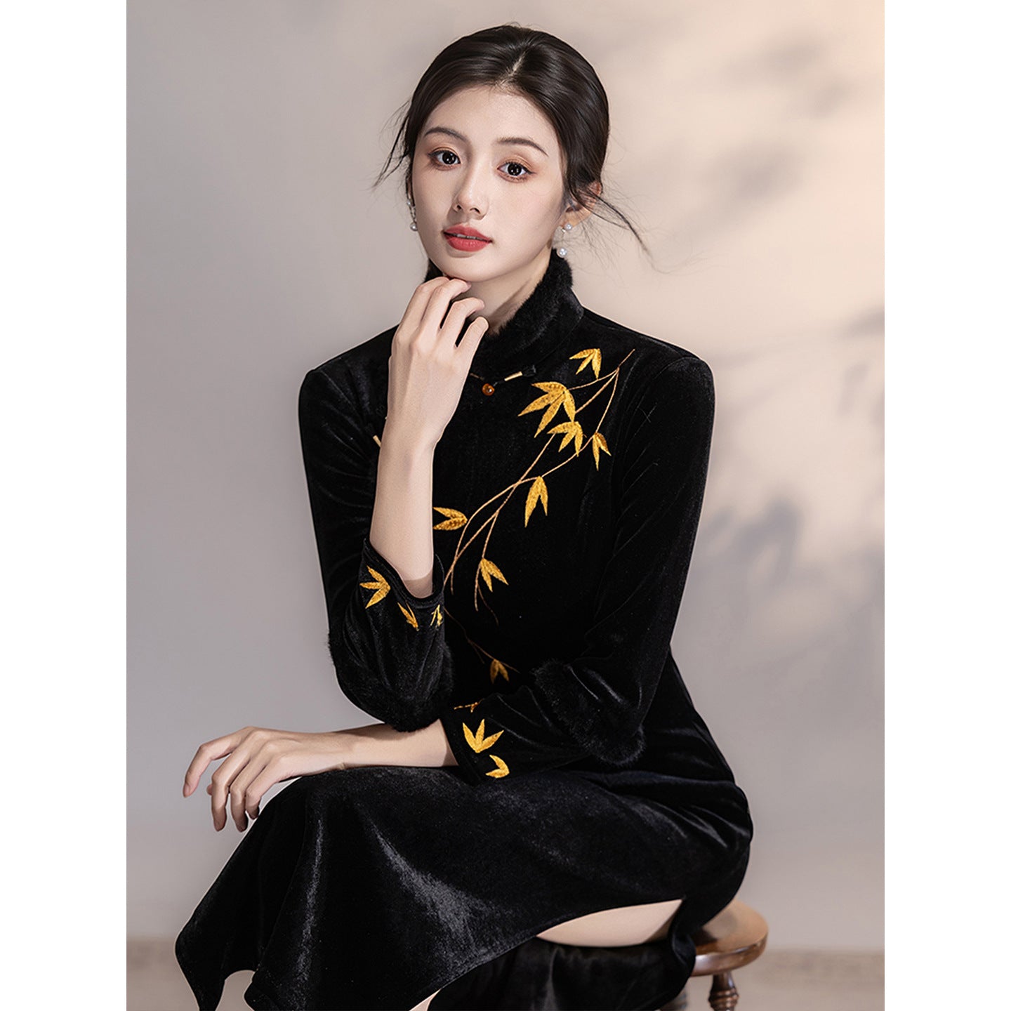 Women's Qipao Jinye 锦叶 Asian Thicken Dress Chinese Modern Hanfu Clothing Velvet Cheongsam Winter