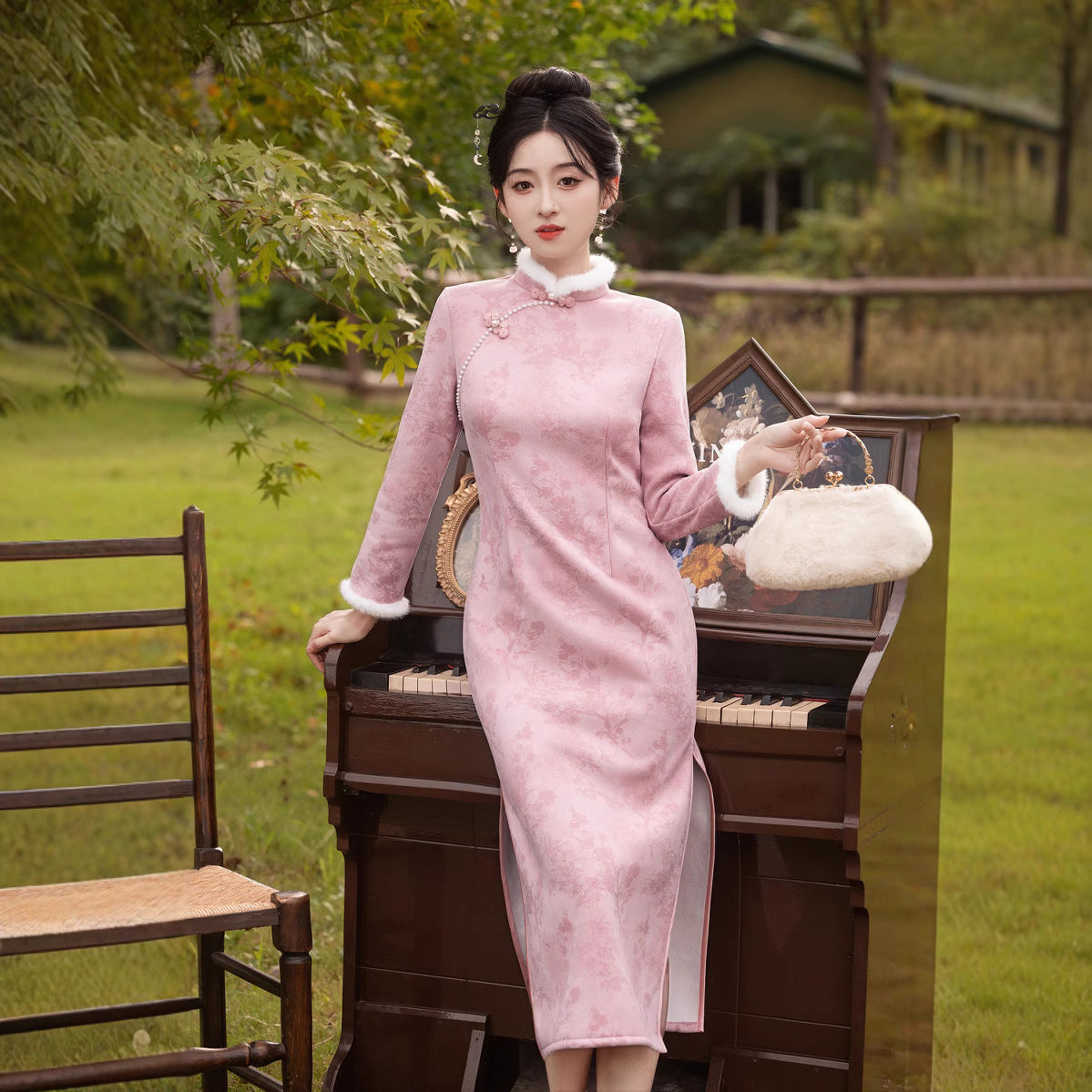 Chinese Modern Women's Qipao Dress Clothing Fanglanxiu 芳兰秀  Cheongsam Winter Thicken Velvet