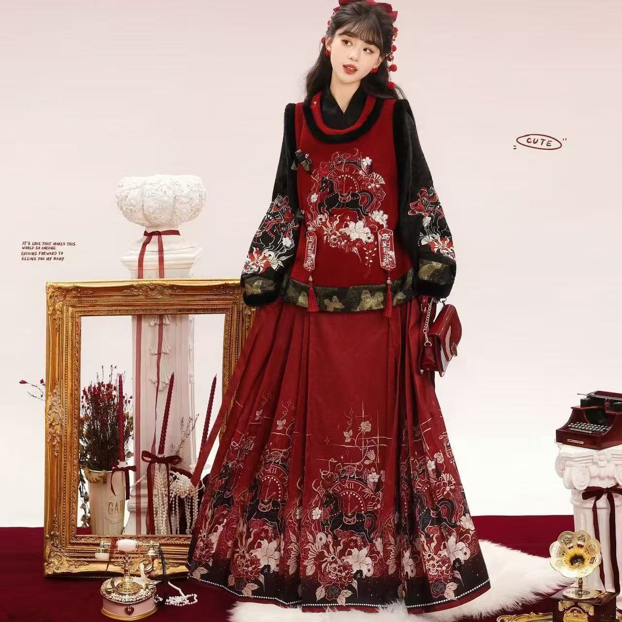 New Chinese Style Clothing Matahuazhi "马踏花枝" Women's Modern Velvet Hanfu Winter