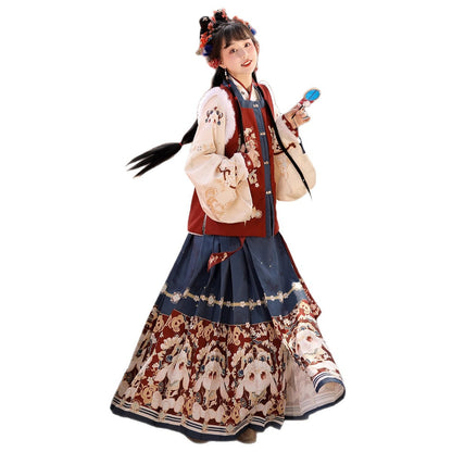 Ming Dynasty Mamian Clothing Futu 福兔 Women's Chinese Traditional Thicken Velvet Lunar New Year Hanfu Autumn Winter