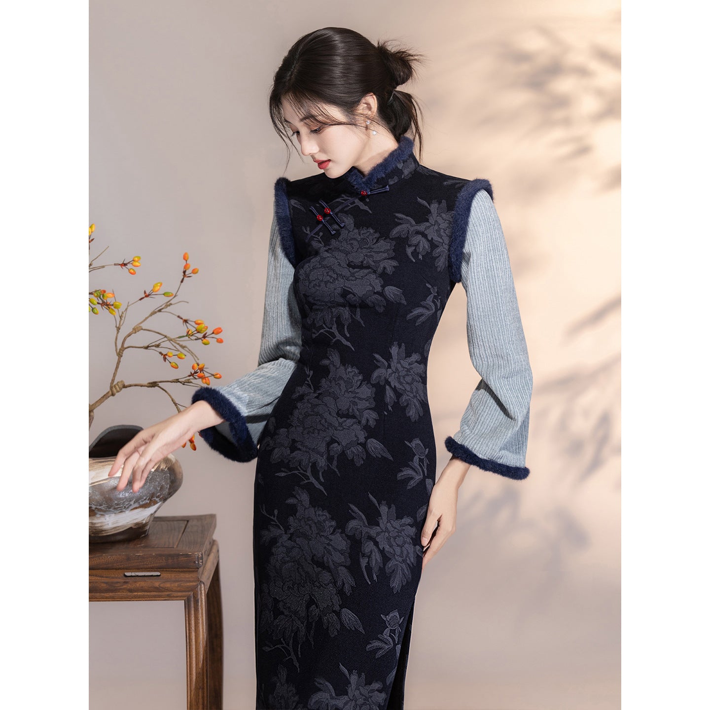 Women's Qipao Yuanwen 愿闻 Asian Thicken Dress Chinese Modern Hanfu Clothing Velvet Cheongsam Winter