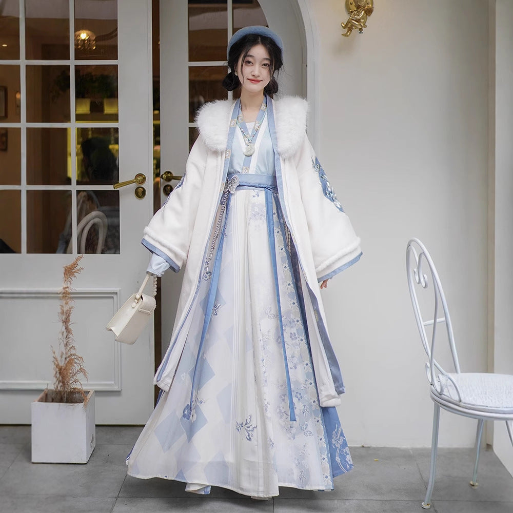 SONG Dynasty Clothing Qingchuan 晴川 Women's Chinese Traditional Thicken Velvet Hanfu Autumn Winter
