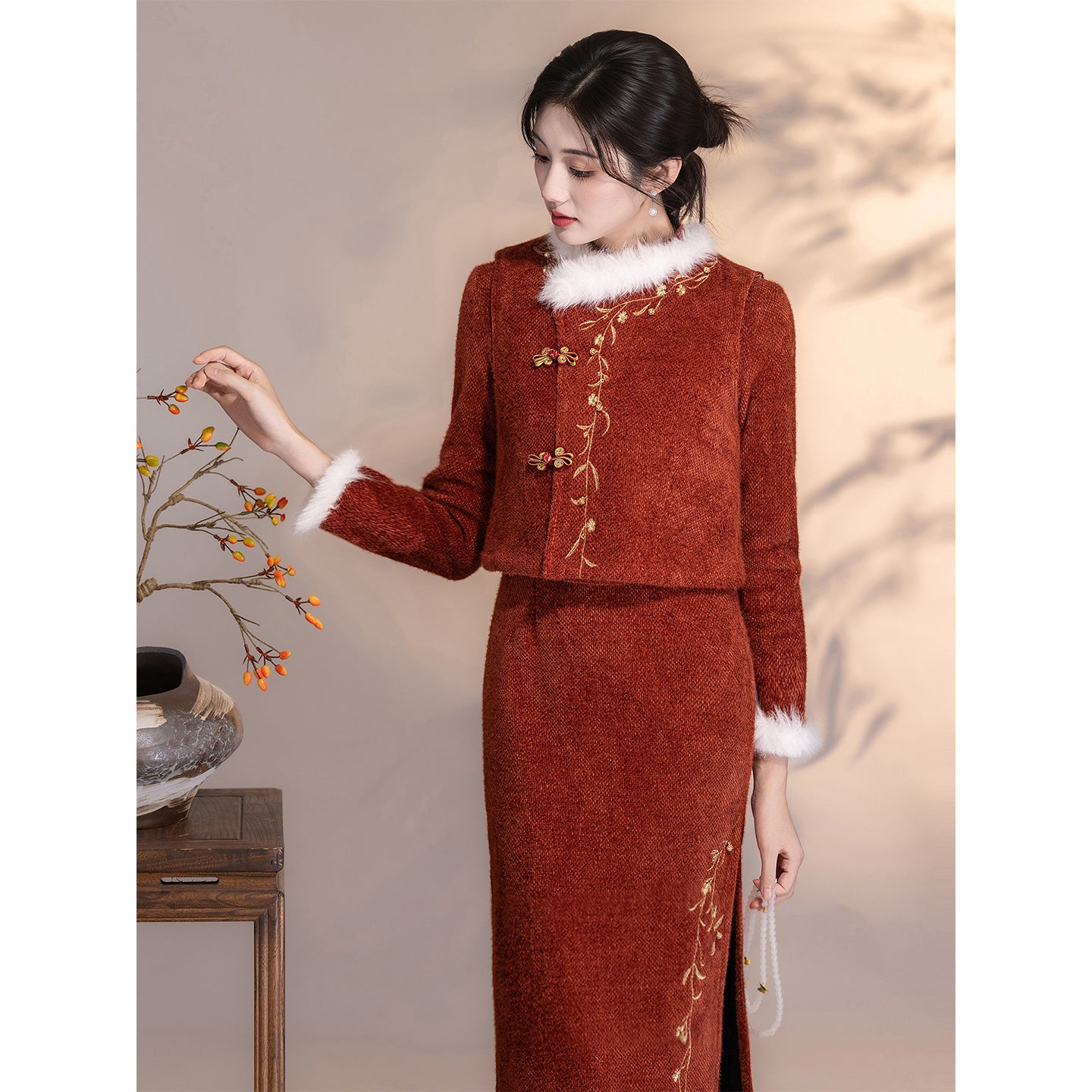 Women's Qipao Fengyin 风吟 Asian Thicken Dress Chinese Modern Hanfu Clothing Velvet Cheongsam Winter