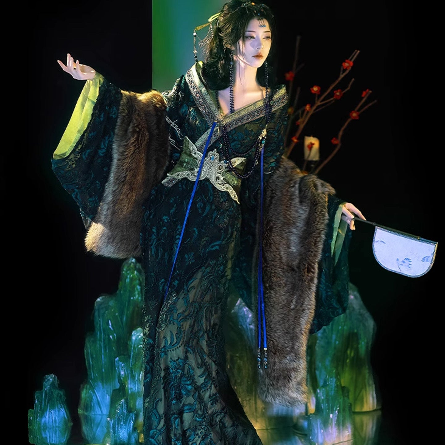 Warring States Clothing  Dugujialuo 独孤伽罗 Women's Chinese Traditional Thicken Velvet Hanfu Dress Autumn Winter