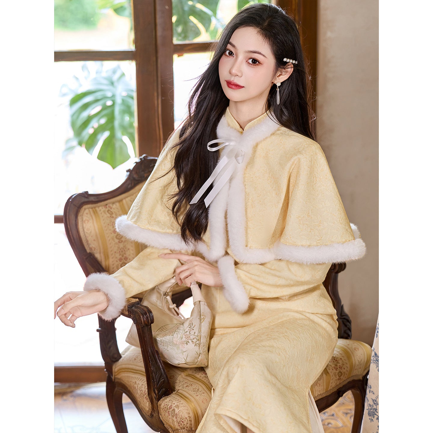 Women's Qipao Huaqi 花期 Asian Thicken Dress Chinese Modern Hanfu Clothing Velvet Cheongsam Winter