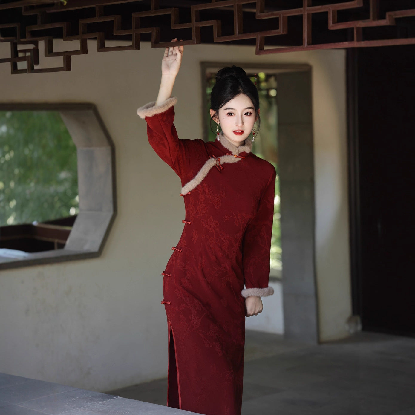 Women's Qipao Cijiu 辞旧 Asian Thicken Dress Chinese Modern Hanfu Clothing Velvet Cheongsam Winter