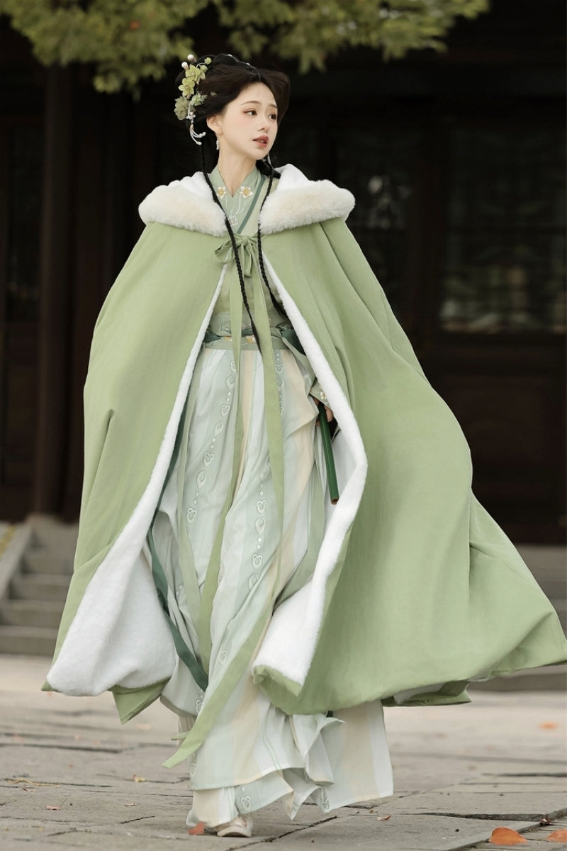 Chinese Clothing Women's Traditional Thicken Velvet Cloak Hanfu Autumn Winter