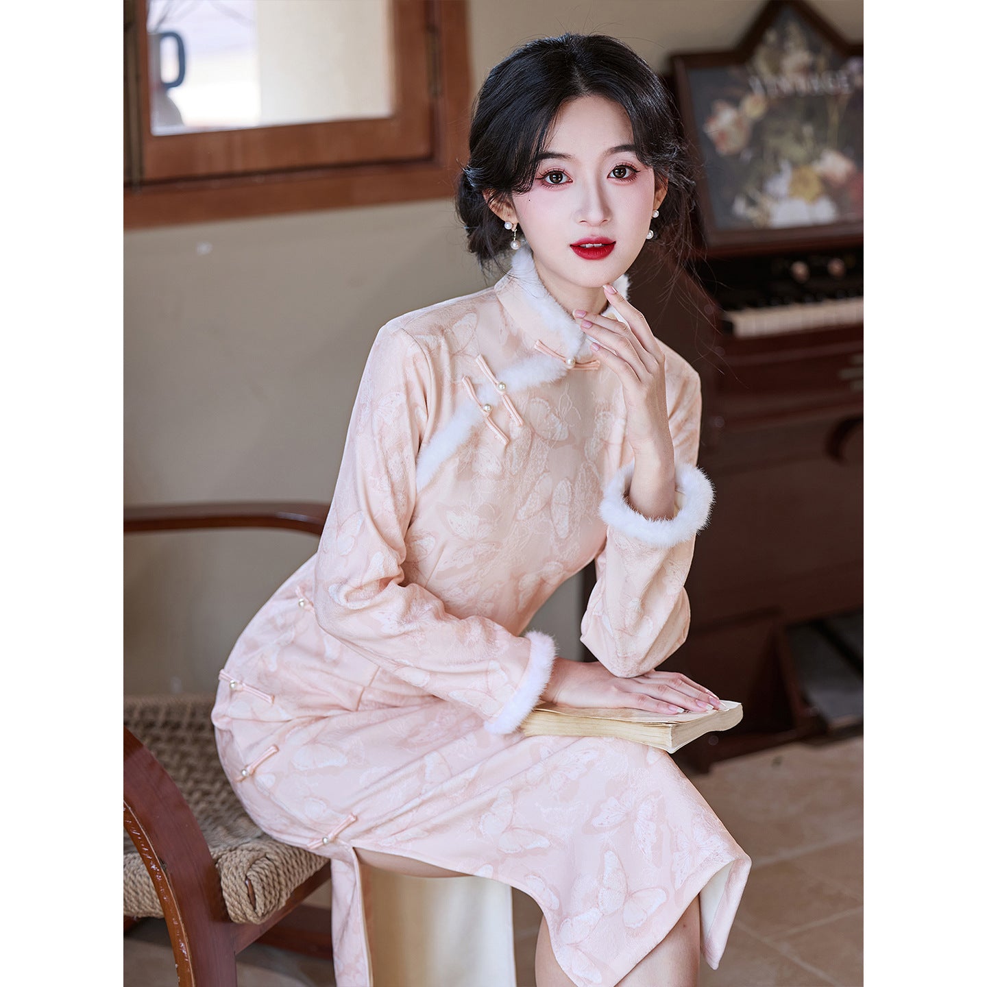 Women's Qipao Fendie 粉蝶 Asian Thicken Dress Chinese Modern Hanfu Clothing Velvet Cheongsam Winter