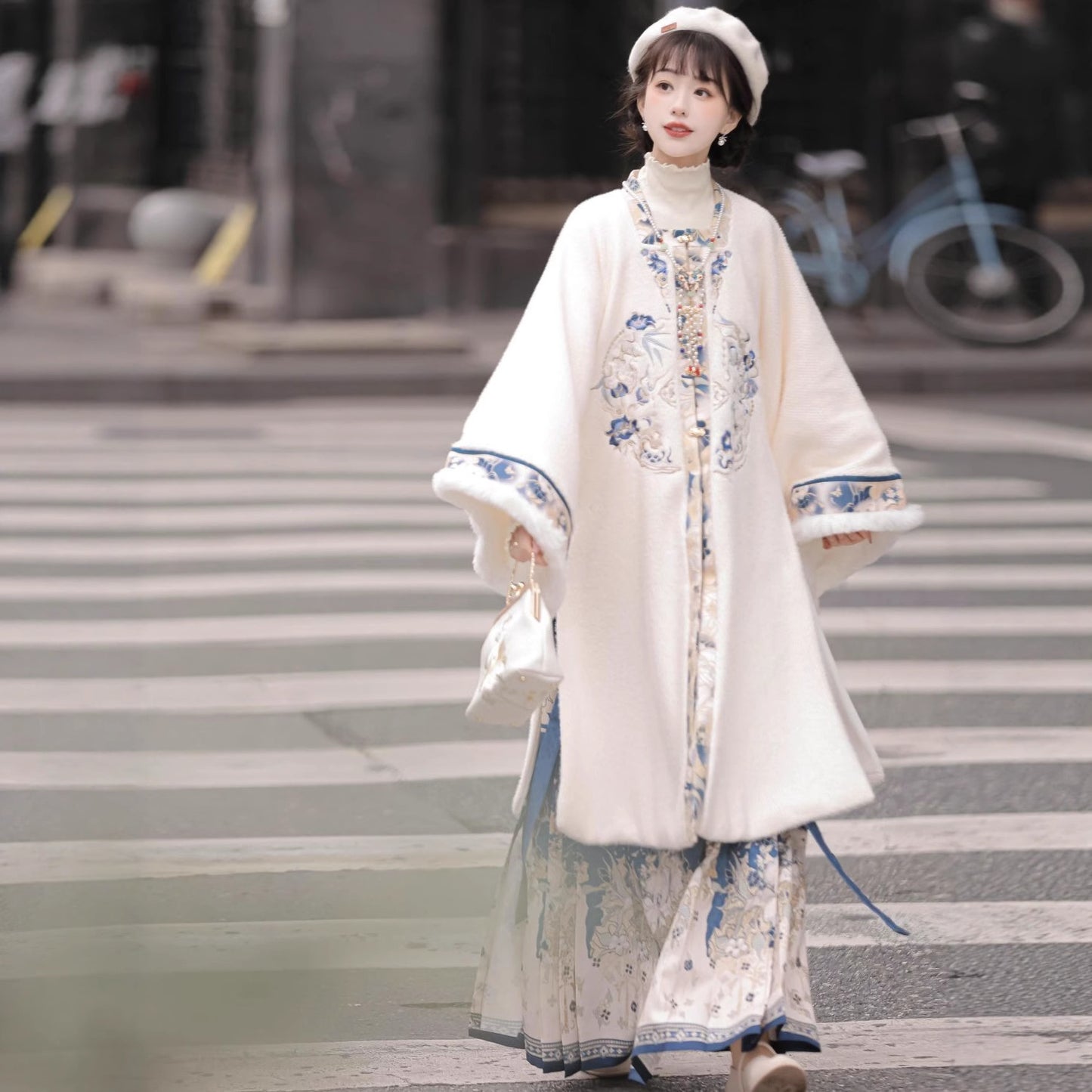 New Chinese Style Clothing Dongrihuarong 冬日花容 Women's Modern Hanfu Qing Dynasty Thicken Velvet  Autumn Winter